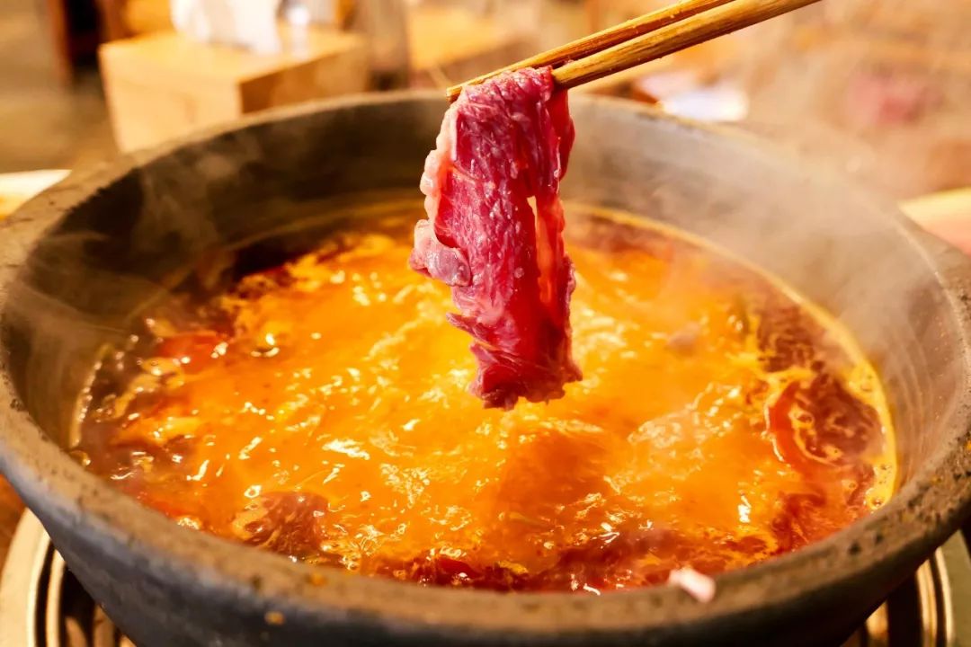 最适郃(he)畢業旅行的(de)9箇(ge)目(mu)的(de)地，好吃又(yòu)不貴